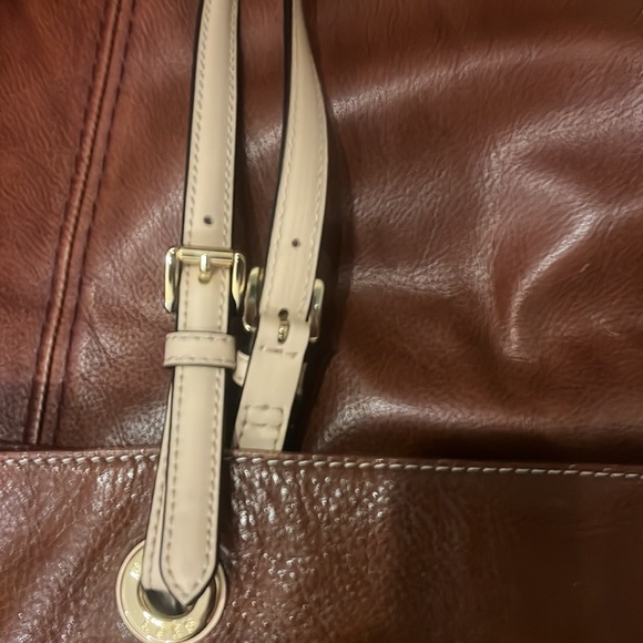 Michael Kors handbag - Picture 4 of 9